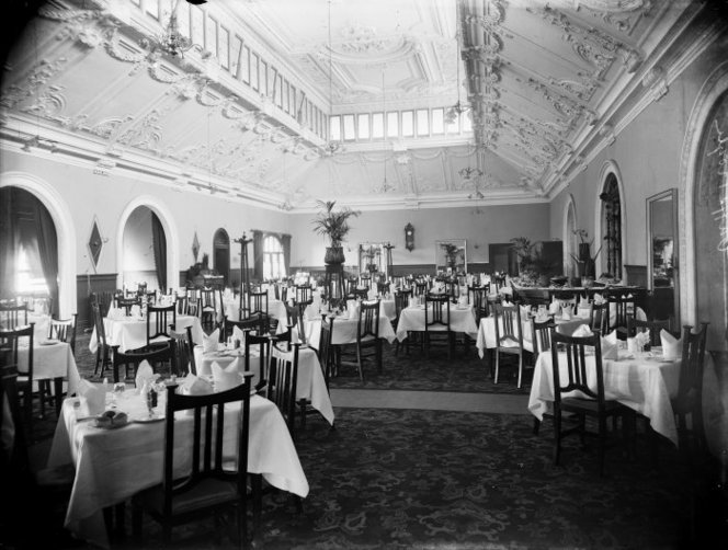 Dining room, Warner's Hotel, Cathedral Square, Christchurch. Photo from Webb, Steffano, 1880?-1967 : Collection of negatives. Ref: 1/1-019480-G. Alexander Turnbull Library, Wellington, New Zealand. http://natlib.govt.nz/records/23182147